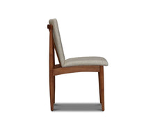 Load image into Gallery viewer, Holfred Dining Chair
